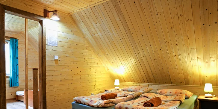 Až na vrcholky hor: 3 až 6 dní v dřevěném srubu pod Tatrami pro 4 osoby