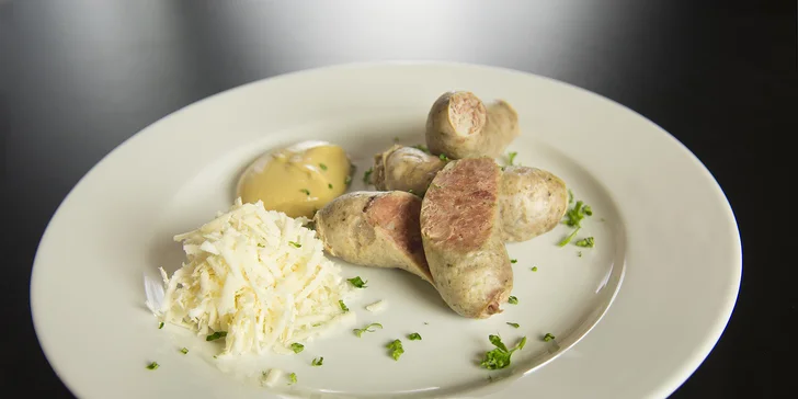 4 talíře teplých a studených tapas podle výběru a 2 piva šnyt