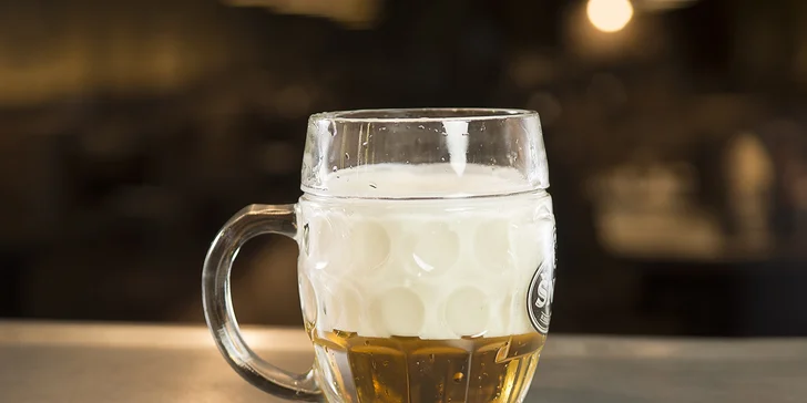 4 talíře teplých a studených tapas podle výběru a 2 piva šnyt