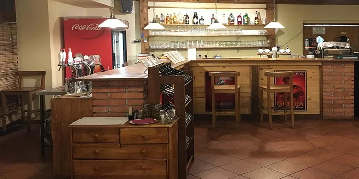 300 nebo 500 gramů hovězího tataráku s neomezeným množstvím topinek
