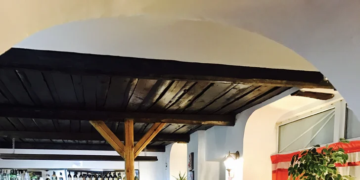 Zdravé menu pro 1 os. v indické restauraci Taj Mahal: hlavní jídlo s přílohou