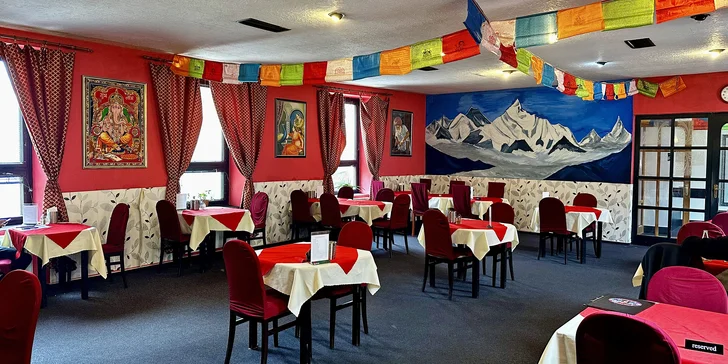 Navštivte Indickou a nepálskou restauraci. 