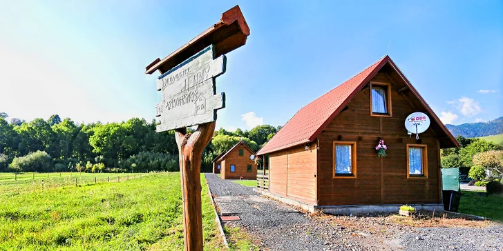 Až na vrcholky hor: 3 až 6 dní v dřevěném srubu pod Tatrami pro 4 osoby