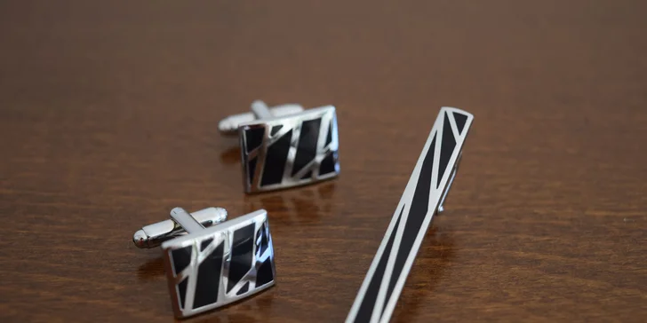 Manžetové knoflíčky nebo set se sponou na kravatu pro pravého gentlemana