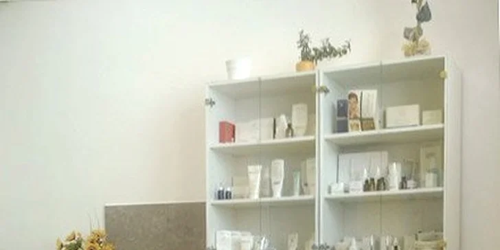 Vsadit můžete i na P-Shine nebo pedikúru.