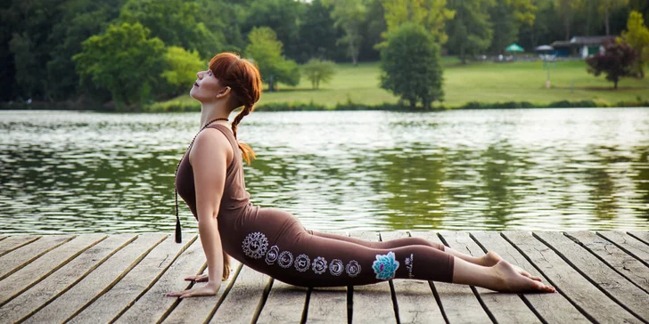 Večerní lekce v Yoga Karlín
