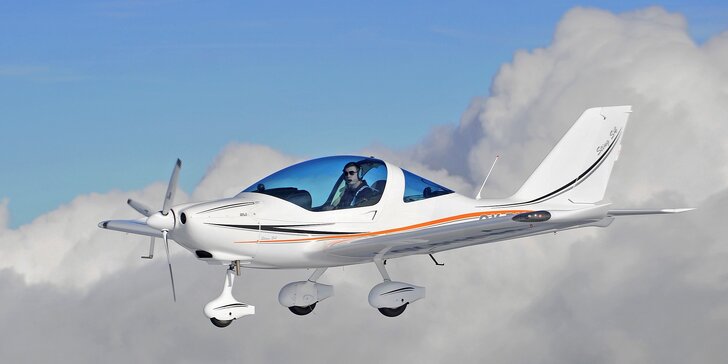 Zážitkový let letadlem Sting S4 - 25 minut ve vzduchu v roli pasažéra i pilota