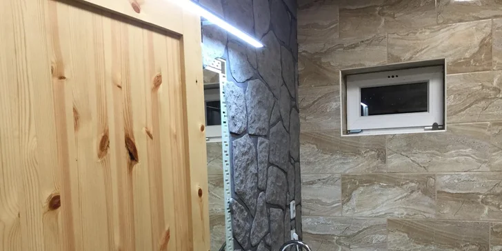 Soukromá chalupa nedaleko Vranova pro 5–14 osob: sauna, whirlpool, bazén