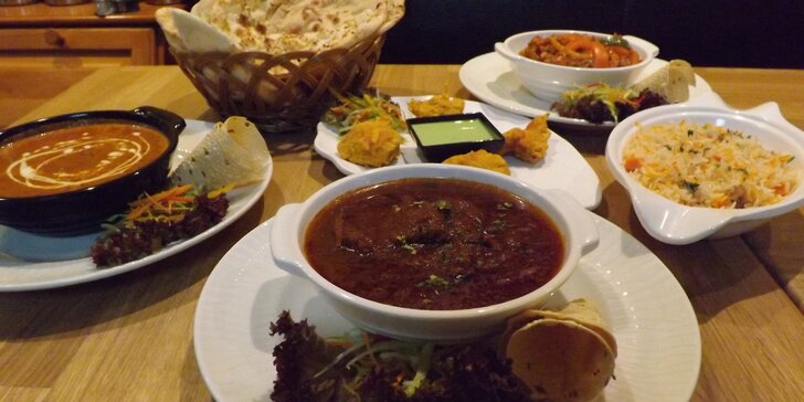 Indické menu pro dva: Požitek z vůně a chuti ukrytý v jehněčím a kuřecím mase