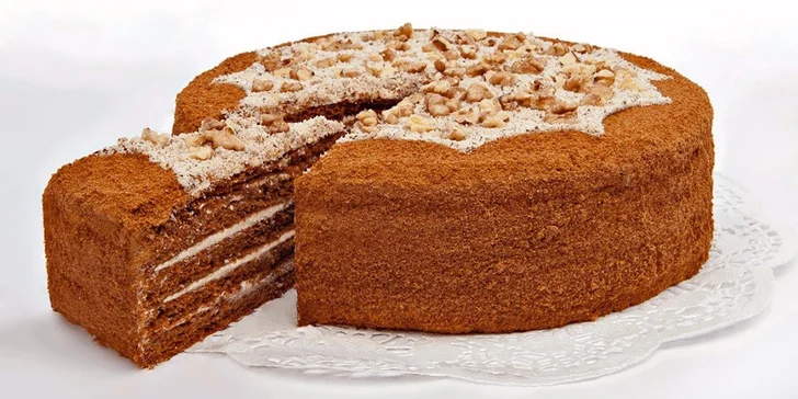 1600g lahodný medový dort pro sladší den celé rodiny