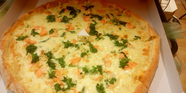 Křupavá pizza s sebou dle výběru: 1 nebo 2 pochoutky, ⌀ 35 nebo 45 cm
