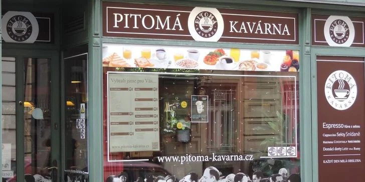 Lahodná káva a dort dle výběru v Pitomé kavárně