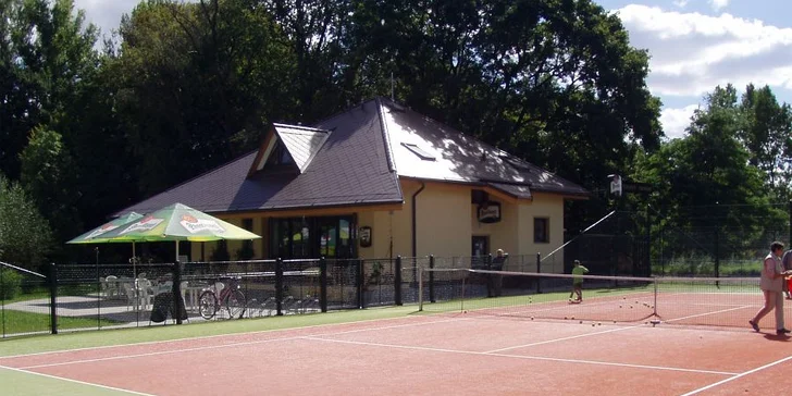 Pronájem kurtu na tenis, badminton, volejbal a další