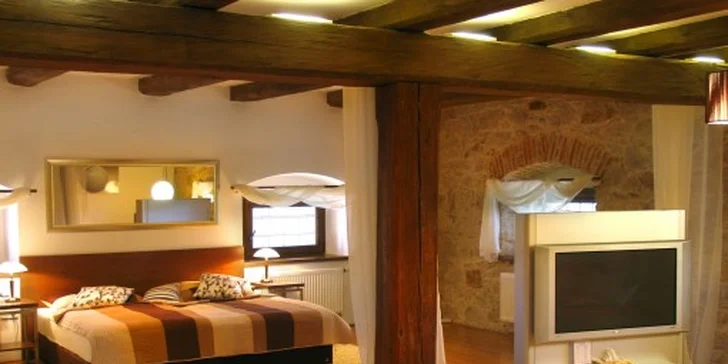 Romantika v luxusním apartmánu nebo sýpce se snídaní či polopenzí