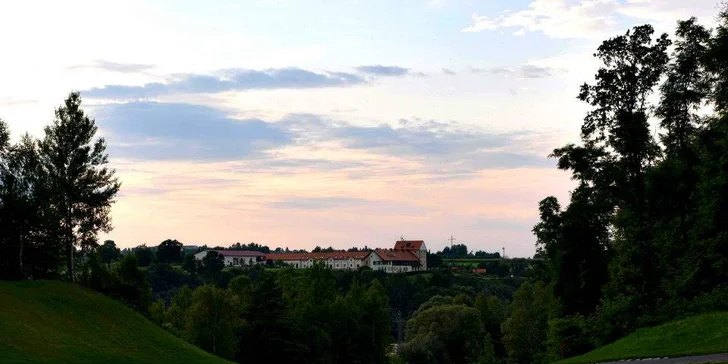 Romantika v luxusním apartmánu nebo sýpce se snídaní či polopenzí