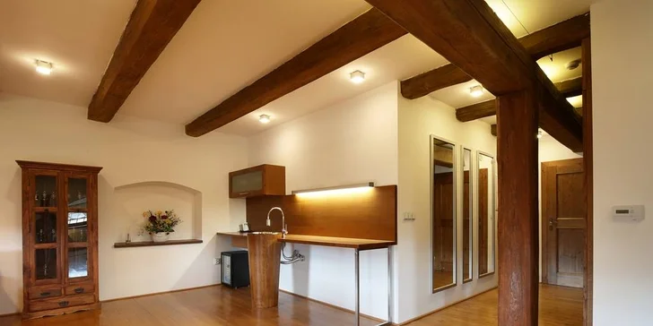 Romantika v luxusním apartmánu nebo sýpce se snídaní či polopenzí