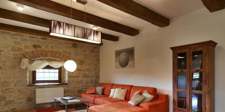 Romantika v luxusním apartmánu nebo sýpce se snídaní či polopenzí