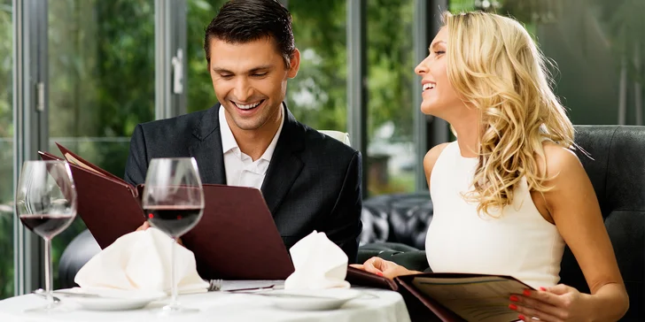 Cokoliv z jídelního lístku hotelové restaurace Fontána v hodnotě 500 Kč