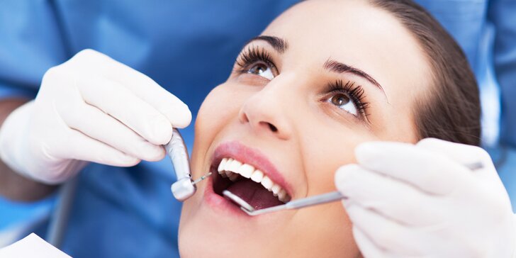 Pečlivá dentální hygiena pro zářivý úsměv s air flow i bez