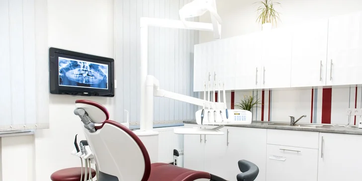 Péče pro váš zdravý chrup: Důkladná dentální hygiena včetně air flow