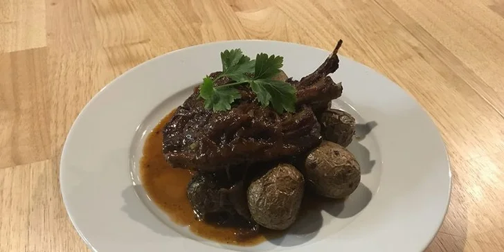 Ráj středomořských delikates: cokoli z menu v hodnotě 250 nebo 500 Kč