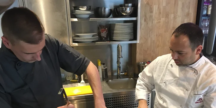 Ráj středomořských delikates: cokoli z menu v hodnotě 250 nebo 500 Kč