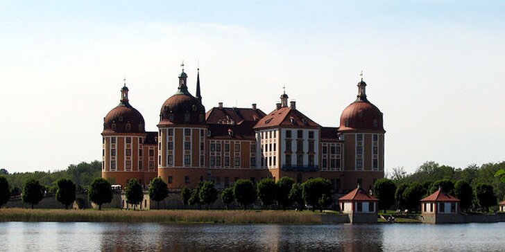 Výstava Tři oříšky pro Popelku na zámku Moritzburg, prohlídka města nebo nákupy