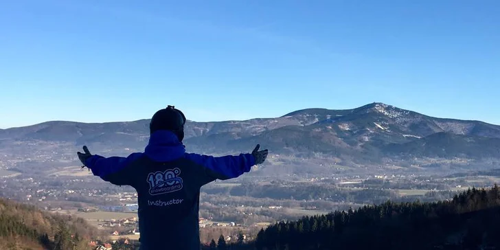Individuální lekce snowboardingu v Beskydech včetně skipasu: pro děti i dospělé