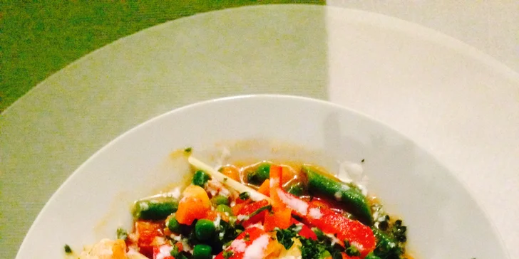 Zdravé menu pro 1 os. v indické restauraci Taj Mahal: hlavní jídlo s přílohou