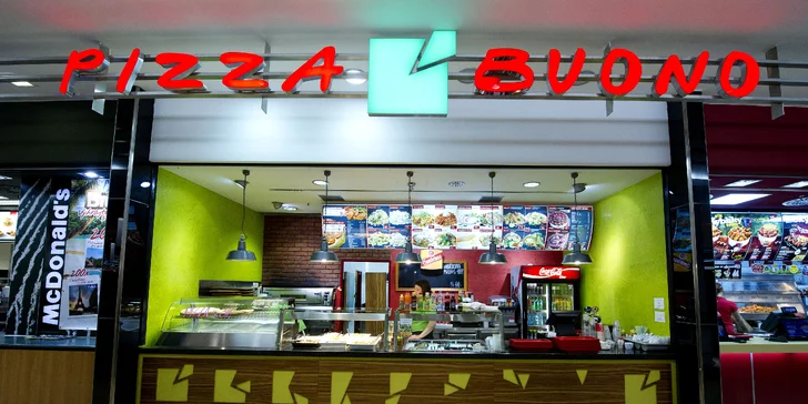 Zažeňte hlad po nákupech: Výtečná pizza a 1 nebo 2 nápoje na Arkádách