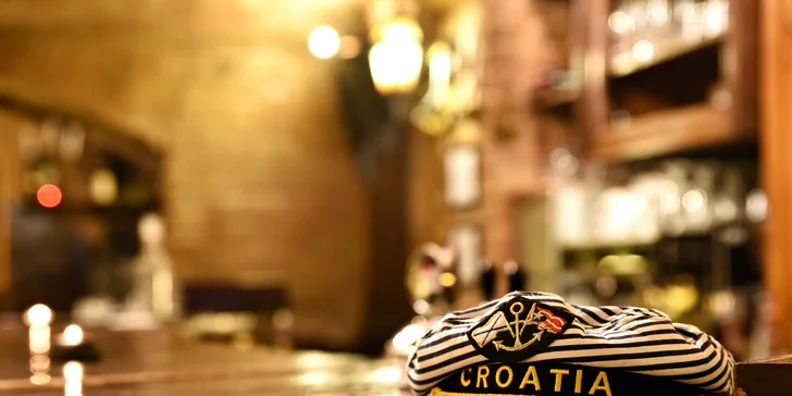 4chodové menu v chorvatské restauraci: hovězí carpaccio i jehněčí kotlet pro 2