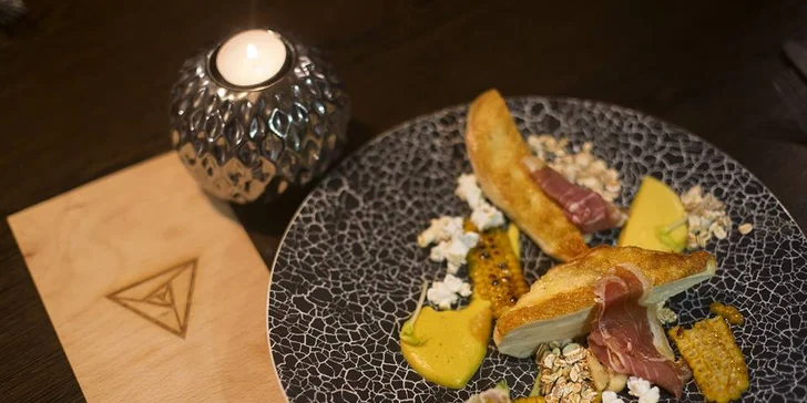Valentýnské menu pro 2 zaláskované gurmety: 3 chody, víno i amuse-bouche