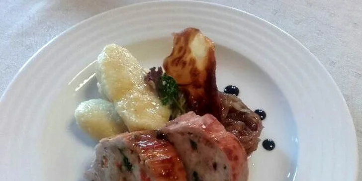 Oslavte den sv. Valentýna: 4chodové menu se sektem pro dvě osoby