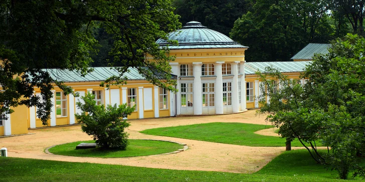 Léto v Mariánských Lázních pro dva: polopenze, solná jeskyně a další relax