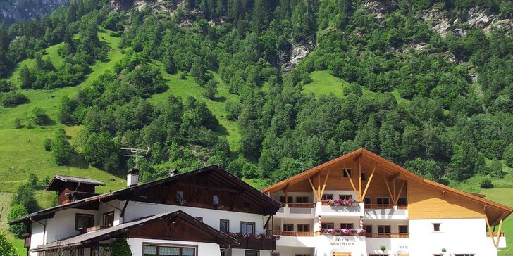 Pobyt v Jižním Tyrolsku: až 2 děti do 6,99 let zdarma a 10% sleva na skipas