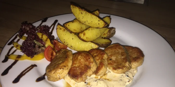 Když jedna chuť rozvíjí druhou: Vyladěné menu o 3 chodech pro 2 labužníky