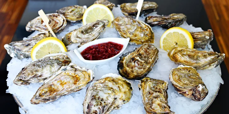 Delikatesa z Normandie: 6, 10 nebo 20 ústřic s citronem a šalotkou
