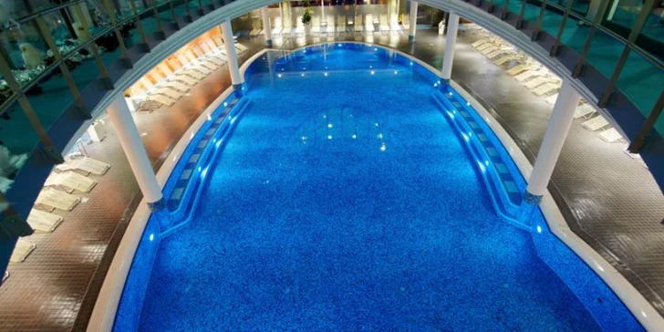 Pobyt pro dva v berlínském 4* wellness hotelu: snídaně, bazén, sauna i jacuzzi