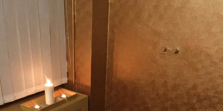 Relaxační masáž zad a šíje nebo rovnou celého těla