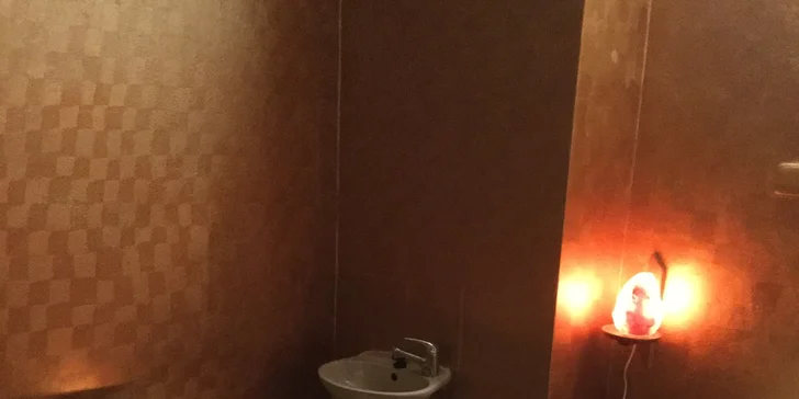 Relaxační masáž zad a šíje nebo rovnou celého těla