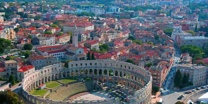 Poznej Chorvatsko - Starořímská Pula, istrijský trh a koupání v Rabacu