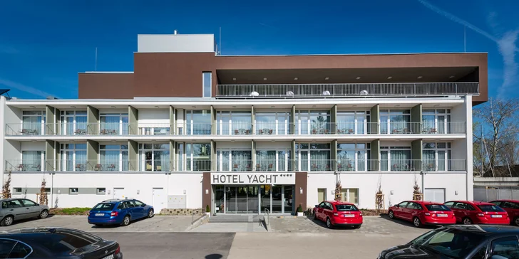 Relaxační pobyt i pro rodiny s dětmi ve Wellness Hotelu Yacht**** na Balatonu