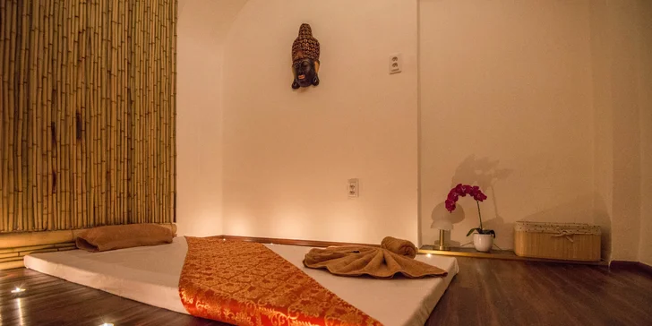 Romantika pro dva: Hodinová aromatická thajská masáž