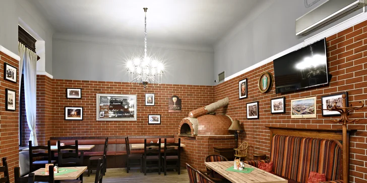 Dvoje italské těstoviny dle vlastního výběru v restauraci u Karlova mostu