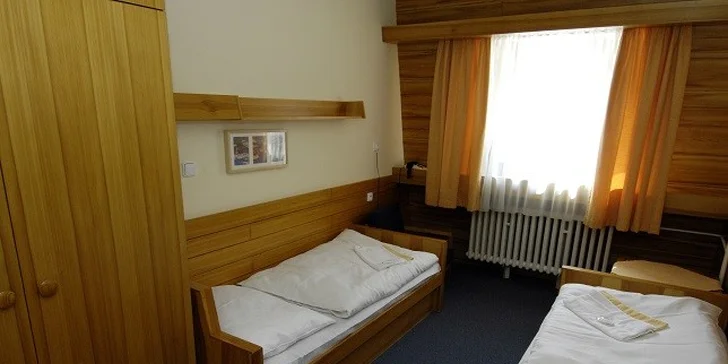 Dovolená v hotelu na vrcholku Černé hory pro dva