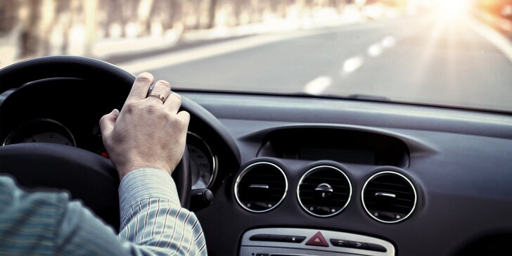 Vypulírujte své auto: dezinfekce interiéru, ventilace a klimatizace ozonem
