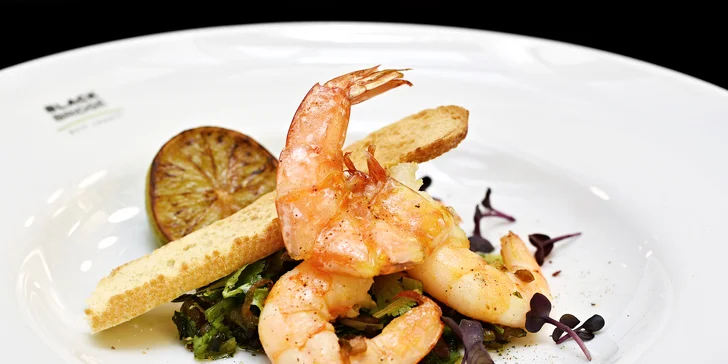 Hostina na úrovni: Tříchodové menu vytříbených chutí pro dva v golf resortu