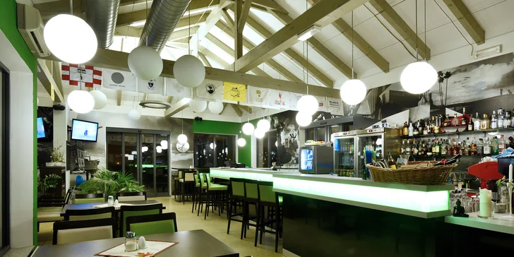 Hostina na úrovni: Tříchodové menu vytříbených chutí pro dva v golf resortu