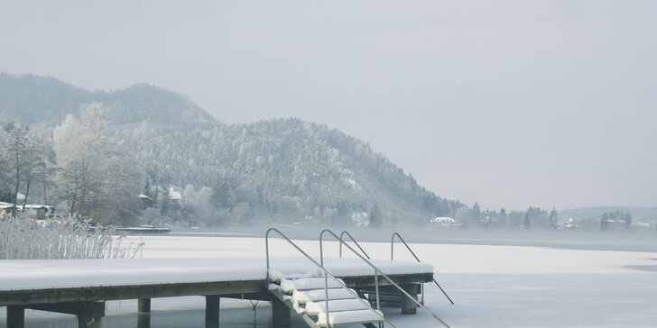 Zimní dovolená na lyžích v rakouských Korutanech! Skipas a polopenze pro dva