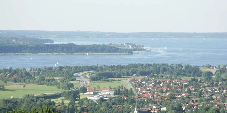 Aktivní dovolená u bavorského jezera Chiemsee, pobyt pro dva vč. snídaně